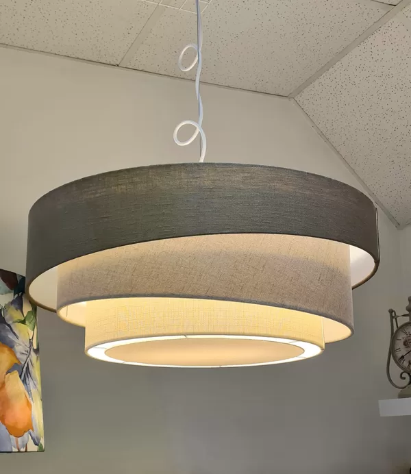 Slipā  "tortes" tipa griestu lampa ar daļēji slēgto apakšu, ar diametru D60 D50 D40cm 
