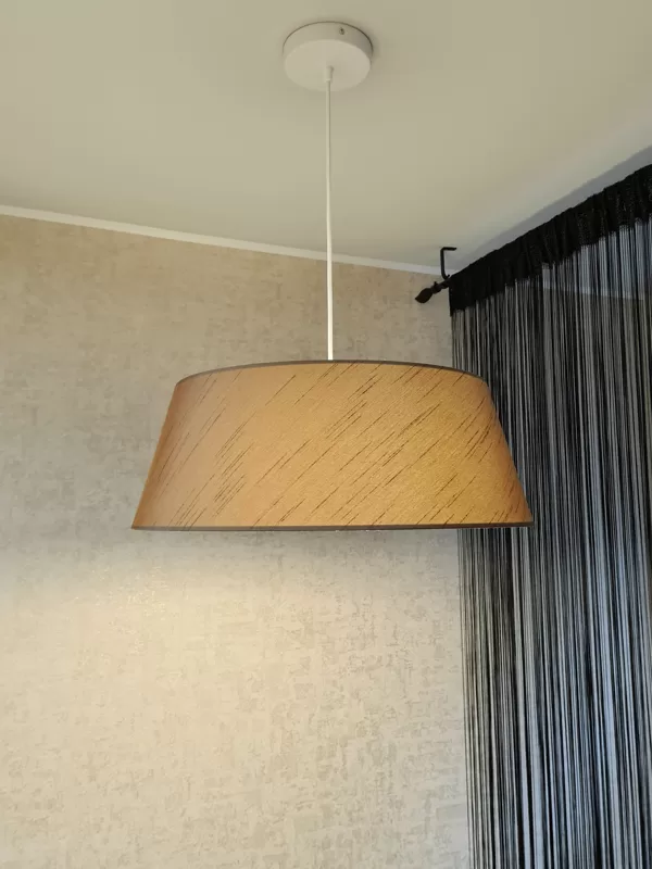 Griestu lampa ar konusa formas abažuru, ar izmēriem: D40 D50 H19cm