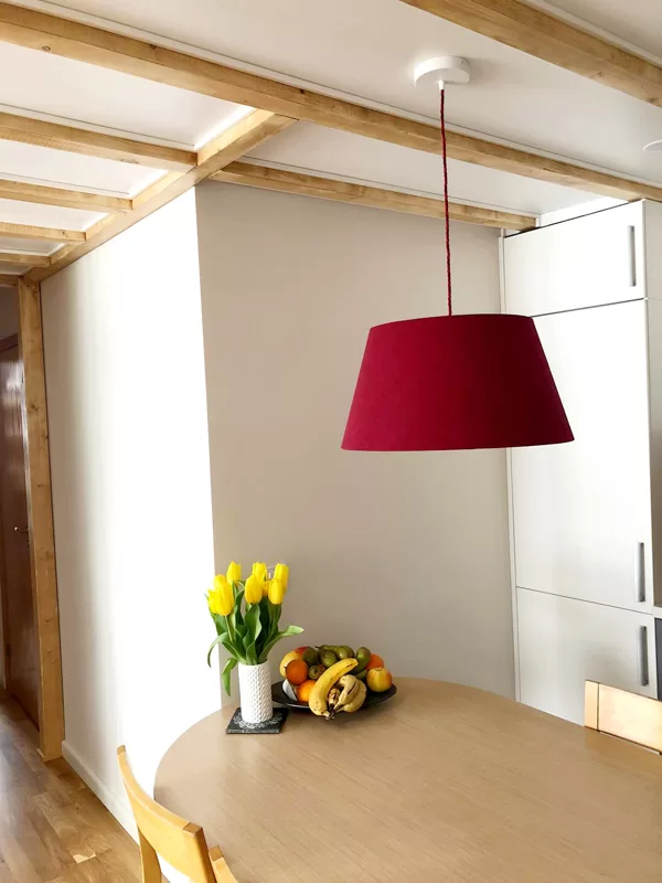 Konusveida lampa virs ēdamgalda ar izmēriem: D35 D50 H27cm