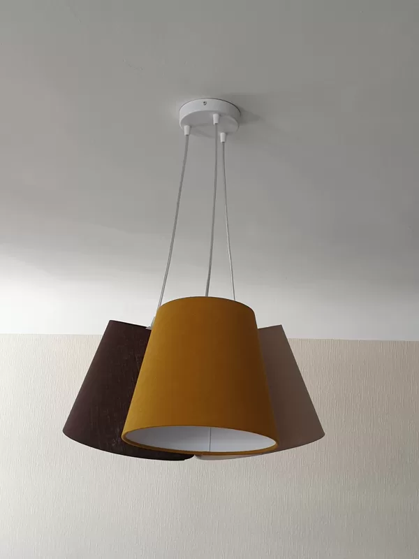Pušķu lampa no lina audumiem