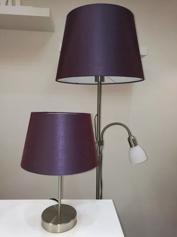 Lampu komplekts no viena auduma dzīvojamai istabai