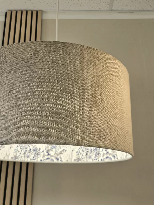 Divpusējā lampa no rupja pinuma linu auduma un pļavas ziedu printa auduma D50 H 25cm